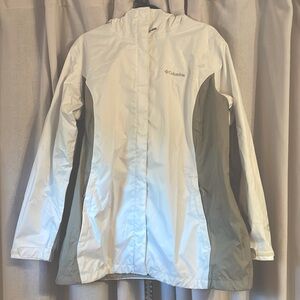 Women’s Columbia Arcadia II Rain jacket size 1x
